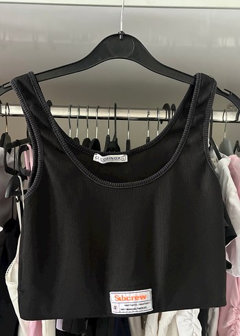 Siyah Kadın Kolsuz Crop Top