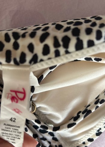 42 Beden Parlak Leopar Desenli Strappy Bikini Üstü