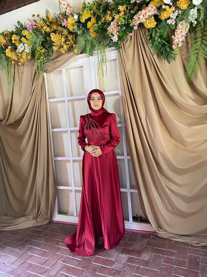 Tesettüe Abiye Elbise (KİRALIK) - Görsel 2