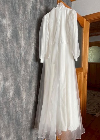 Uzun Beyaz İşlemeli Nikah Elbisesi - Görsel 2