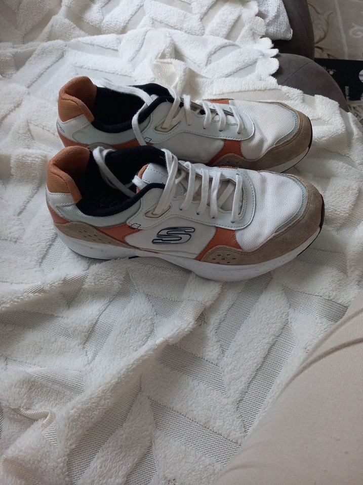 skechers Beyaz Spor Ayakkabı — görsel 2/10
