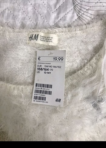 s Beden tüylü yumuşacık kazak