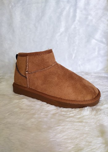 Ugg Süet İçi Kaymaz Taban Kadın Botu