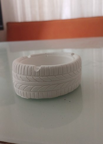 Beyaz Minimalist küllük