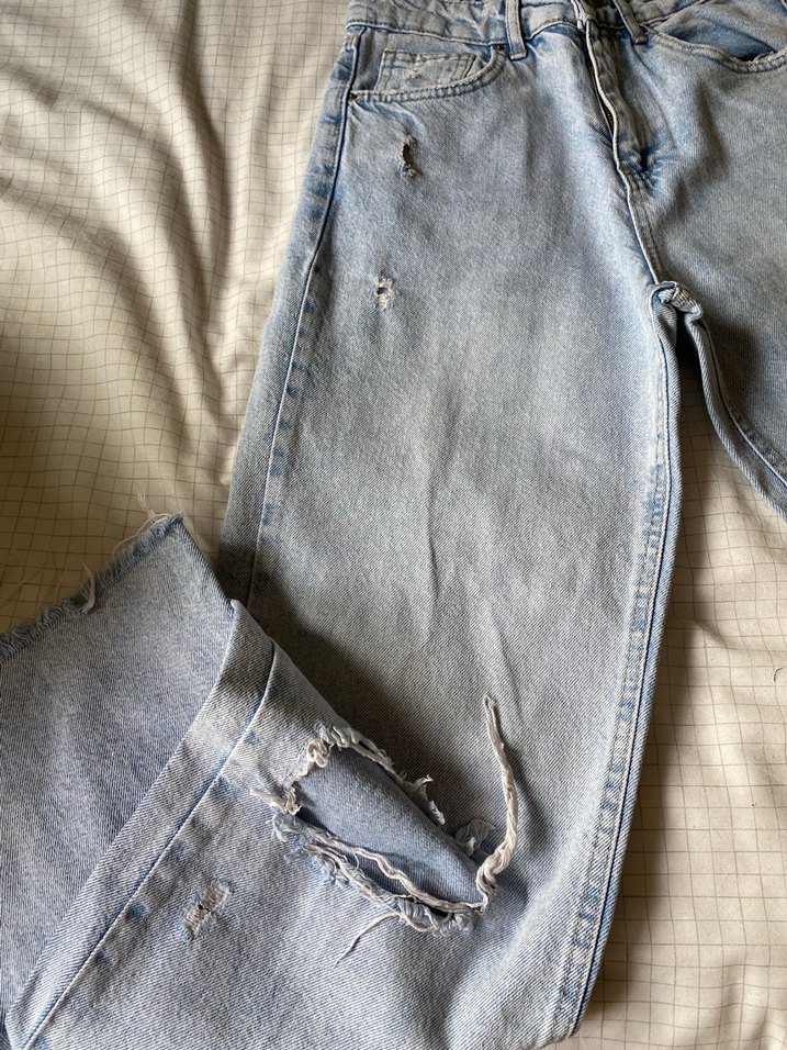 Geniş Kesim Midi Boy Yırtık Kot Pantolon - Görsel 2