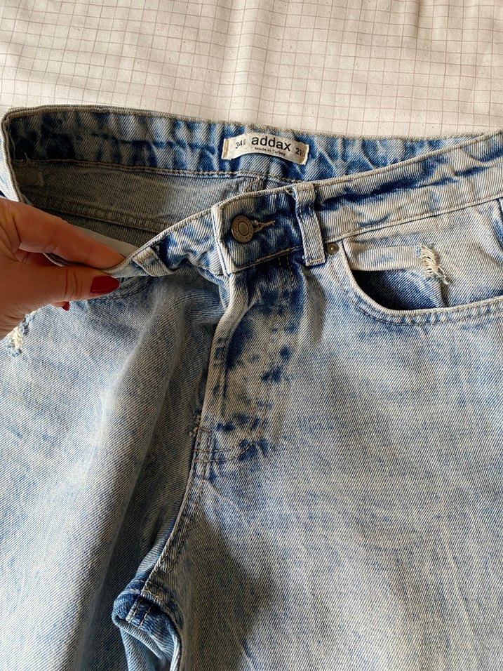 Düğmeli Bol Kesim Midi Kot Pantolon - Görsel 3