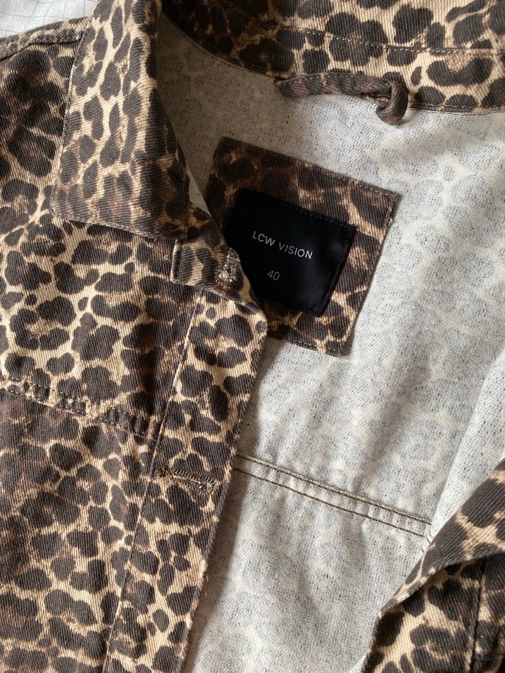 Düğmeli Leopar Desenli Kahverengi Kadın Ceket - Görsel 3