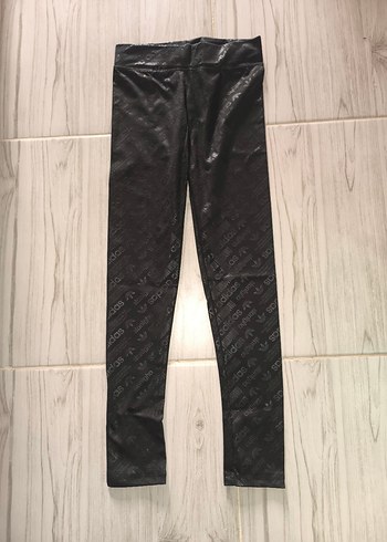 Kadın Siyah Adidas yazılı Tayt