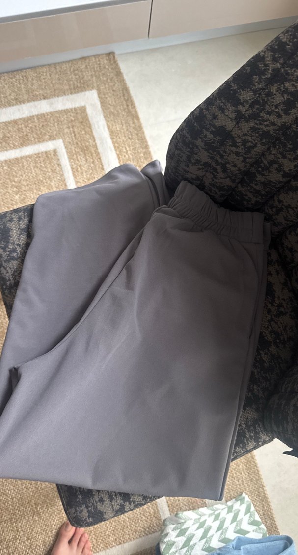 Gri Midi Drapeli Kadın Kumaş Pantolon - Görsel 3