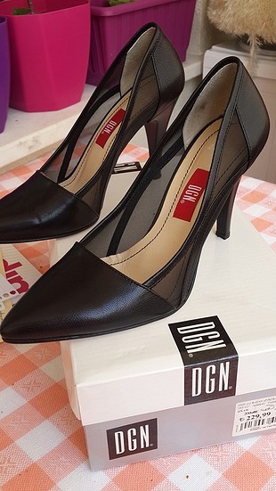 Hotiç zara bershka derimod