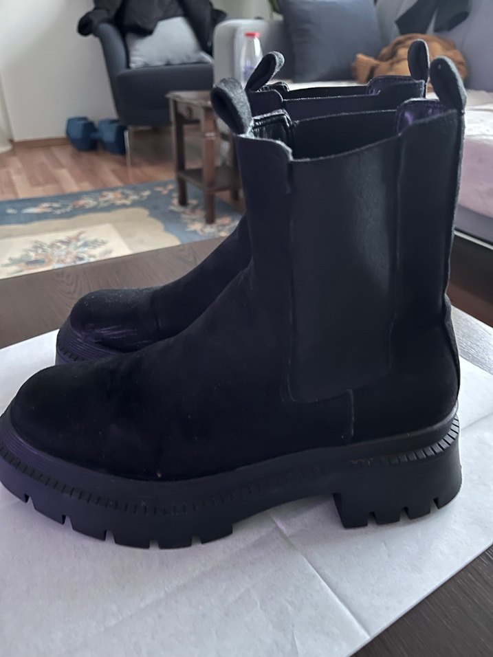 Siyah Süet Platform Topuklu Kadın Bot - Görsel 2