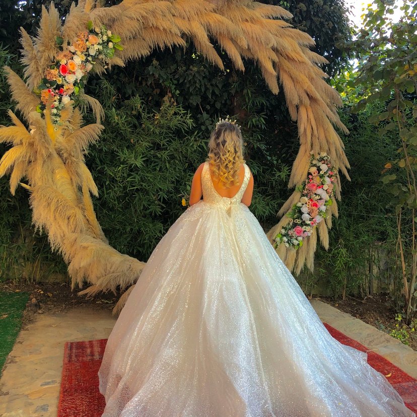 Dubai taşlı prenses model gelinlik - Görsel 2