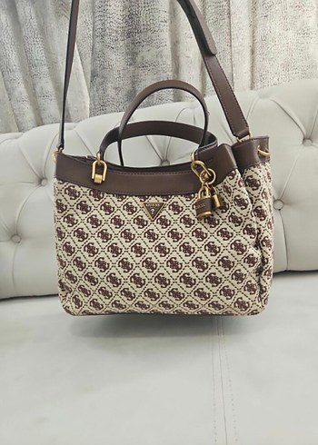  Beden Guess Çanta
