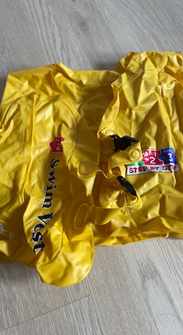 Çocuklar İçin Sarı Şişme Can Yeleği - Görsel 2