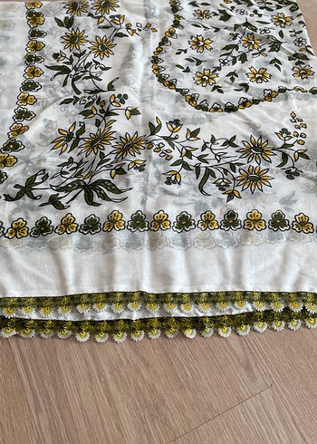 Dantel Detaylı Bohem Kadın Fular - Görsel 3