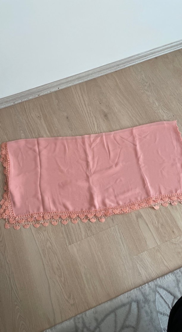 Dantel Detaylı Pembe Kadın Fular - Görsel 2
