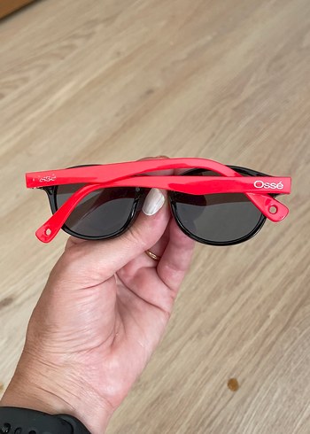 Kırmızı Parlak Rock Punk Çocuk Gözlük - Görsel 2