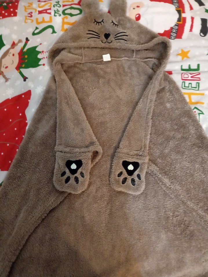 Kahverengi Nakışlı Çocuk Battaniyesi - Görsel 3