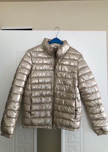 Bej Fermuarlı Kadın Mont