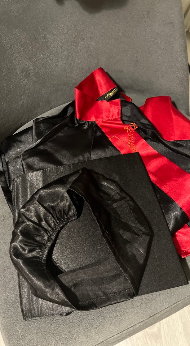 kırmızı mezuniyet cübbesi - Görsel 4