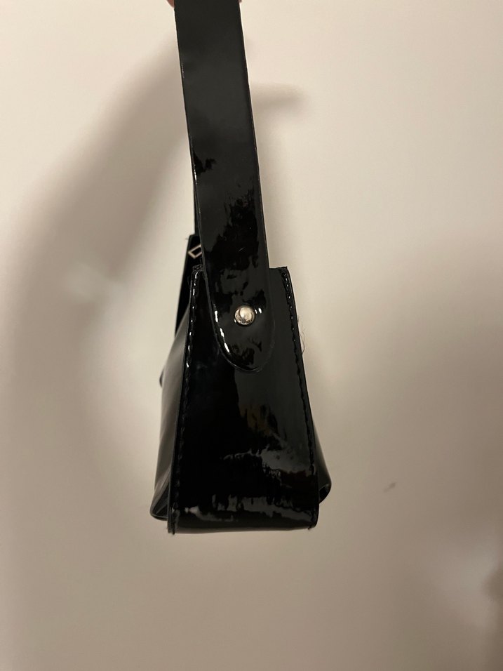 Siyah Tokalı Minimalist Gotik Kadın Çanta - Görsel 3