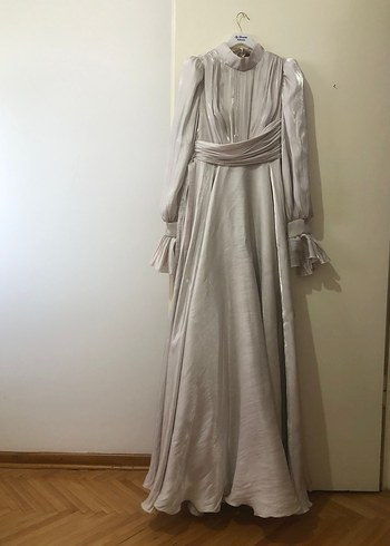 Özel tasarım nişan elbisesi - Görsel 2