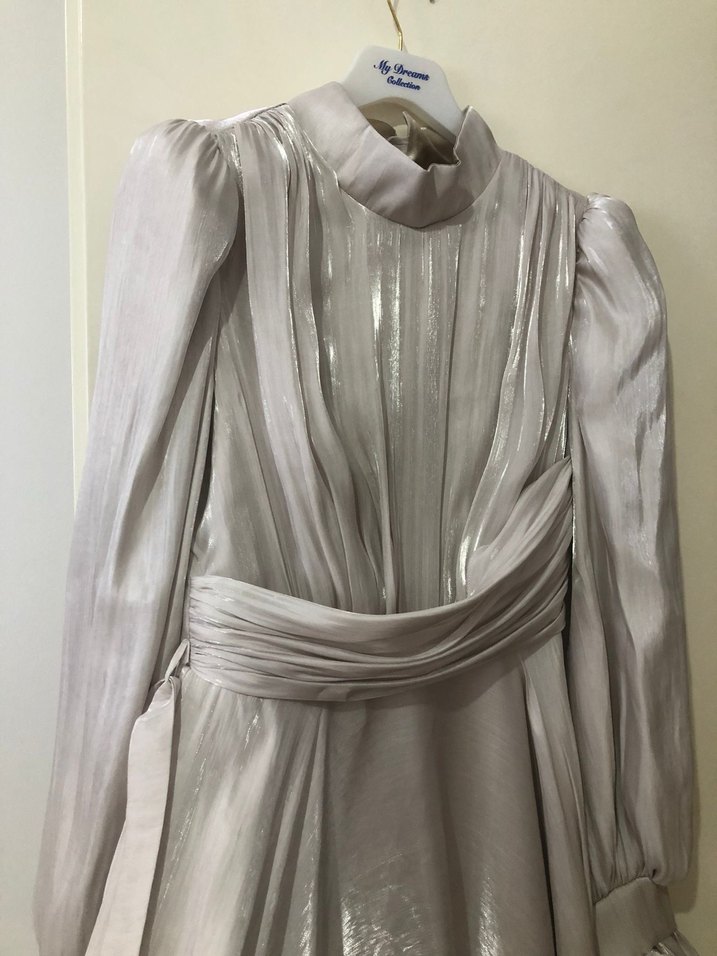 Özel tasarım nişan elbisesi - Görsel 3