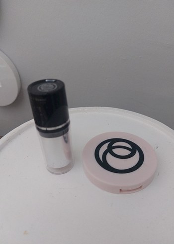 Bej Renkli Pudra ve Stick Fondöten - Görsel 3