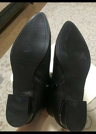 38 Beden siyah Renk Sifir kullanılmamış cok şık bot