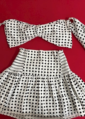 Trendyol & Milla Puantiye Desenli Pilili Mini Etek Üst takım