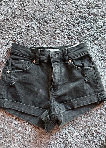 Bershka Siyah Mini Denim Şort