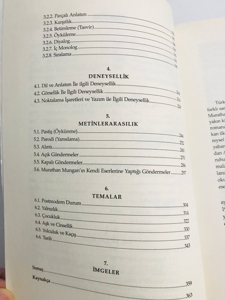 Postmodern Zamanın Metal Şairi Kitabı - Görsel 4