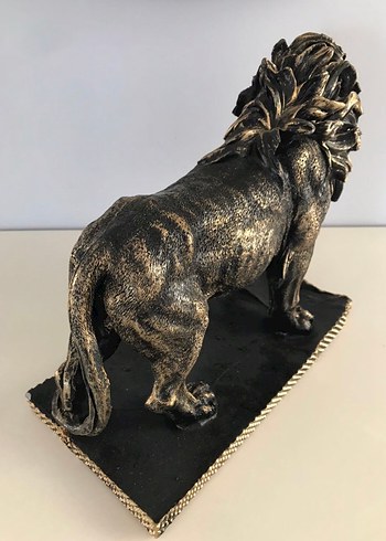 Diğer Koyu Kahverengi Aslan Figürin