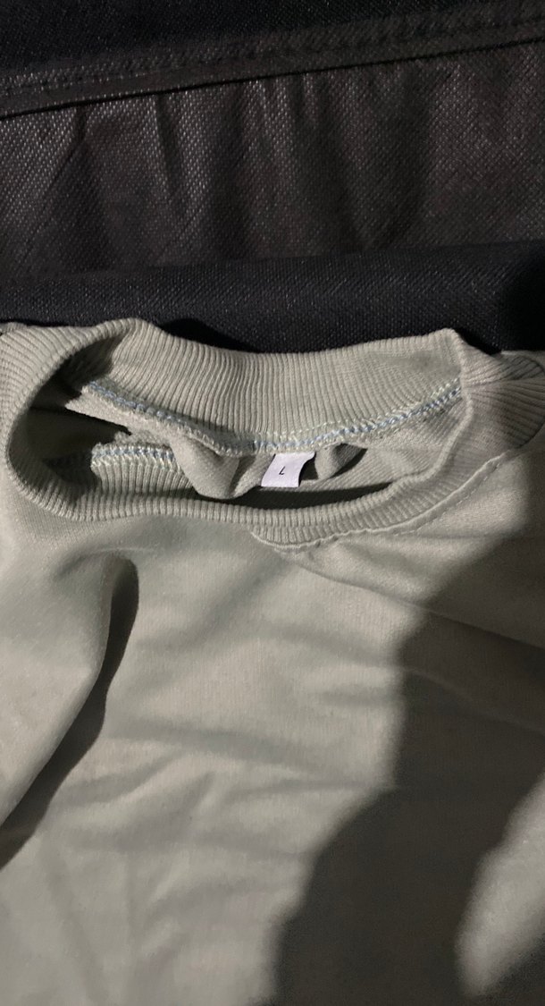 Gri Kadın Süet Tişört - Görsel 2