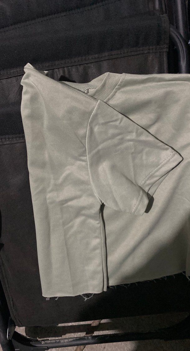 Gri Kadın Süet Tişört - Görsel 3