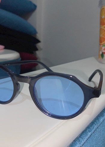 Şeffaf Koyu Mavi Minimalist Kadın Güneş Gözlüğü - Görsel 3