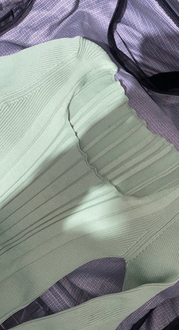 Yeşil Boğazlı İnce Triko Kadın Kazak - Görsel 2