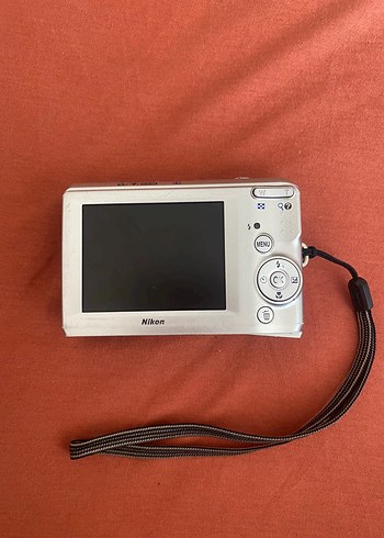 Nikon Cookpix L19 Dijital Kamera
