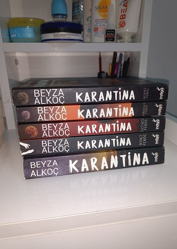Beyza Alkoç - Karantina Roman Serisi