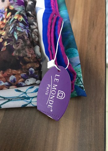 Le Monde Paris Mor Çiçek Desenli İpek Fular - Görsel 5