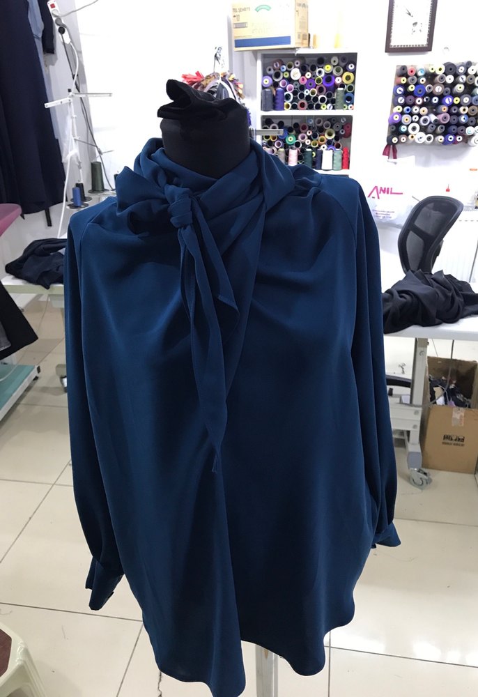 Lacivert Drapeli Uzun Kollu Kadın Bluz - Görsel 3