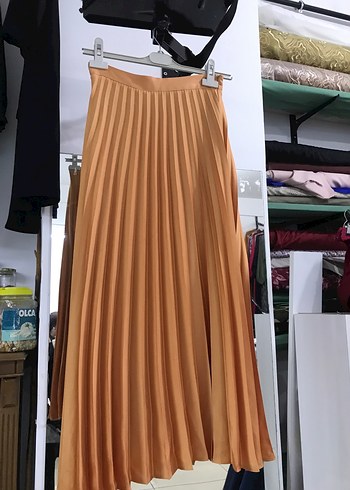 Camel Renk Pilili Uzun Kadın Etek - Görsel 3