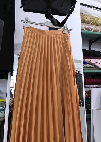 Camel Renk Pilili Uzun Kadın Etek - Görsel 2