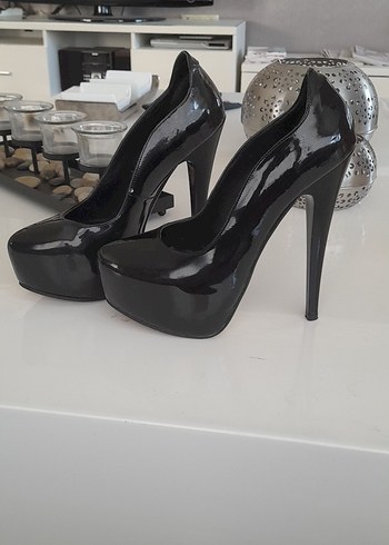 Siyah Parlak Platform Topuklu Stiletto