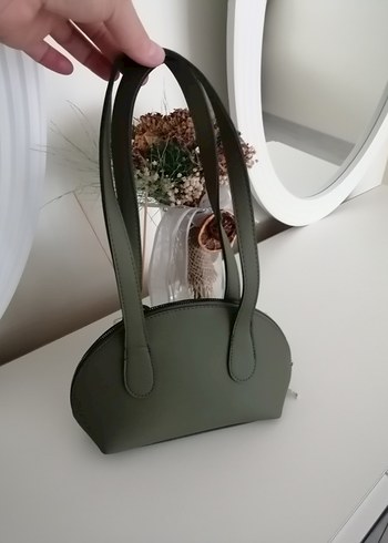 Diğer Minimalist Haki Deri Kadın Çanta