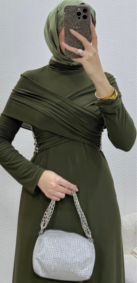 Drapeli Uçuşan Haki Uzun Elbise - Görsel 3