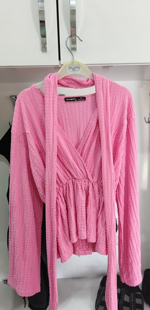 Pembe kruvaze Yaka Kuşaklı bürümcük bluz - Görsel 2