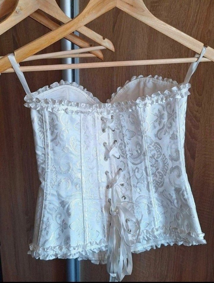 Parlak Beyaz Gotik Straplez Prenses Gelinlik - Görsel 3