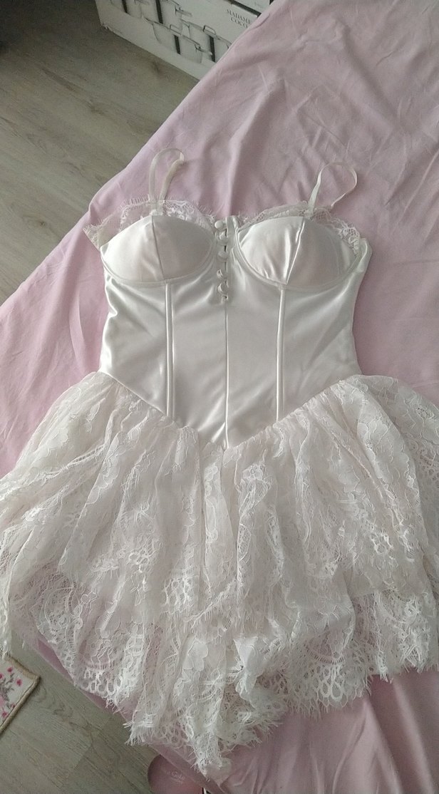 Beyaz Mini Gotik Elbise - Görsel 2