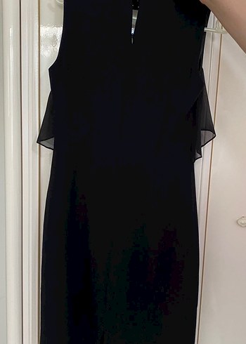 Zincir Detaylı Siyah Mini V Yaka Abiye Elbise - Görsel 4